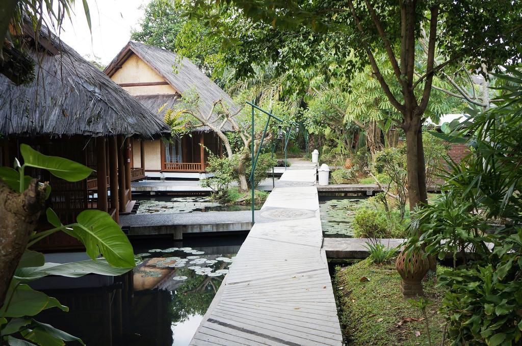 Kampung Sumber Alam Garut Hotel Kamer foto