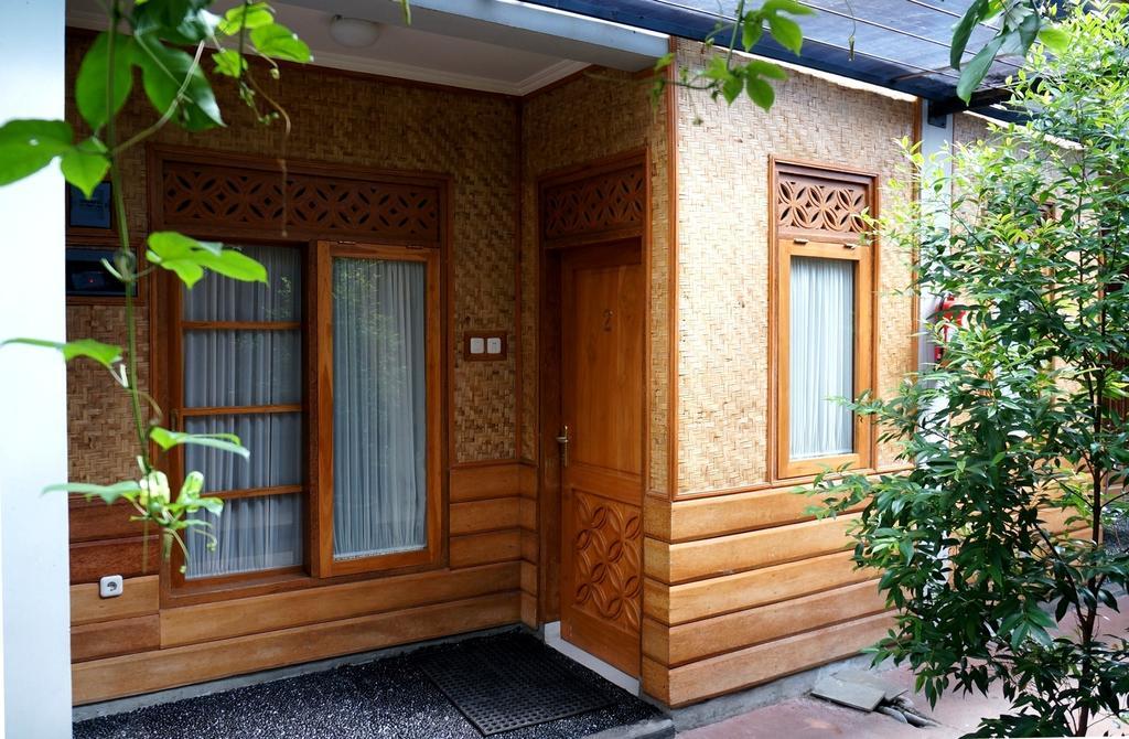 Kampung Sumber Alam Garut Hotel Buitenkant foto