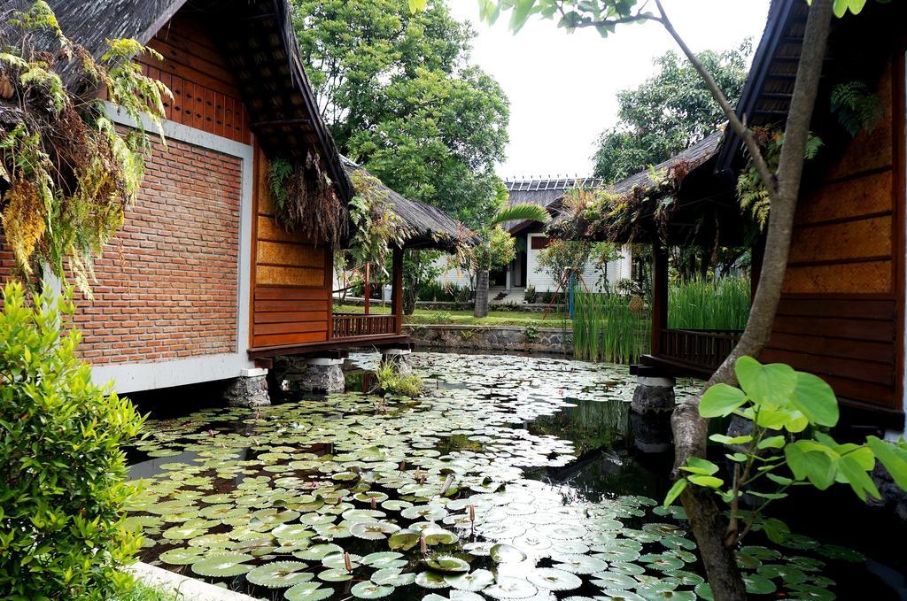 Kampung Sumber Alam Garut Hotel Kamer foto