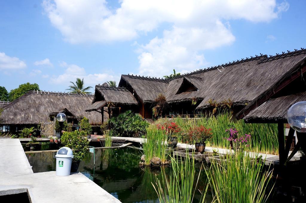 Kampung Sumber Alam Garut Hotel Buitenkant foto
