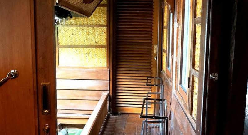 Kampung Sumber Alam Garut Hotel Buitenkant foto